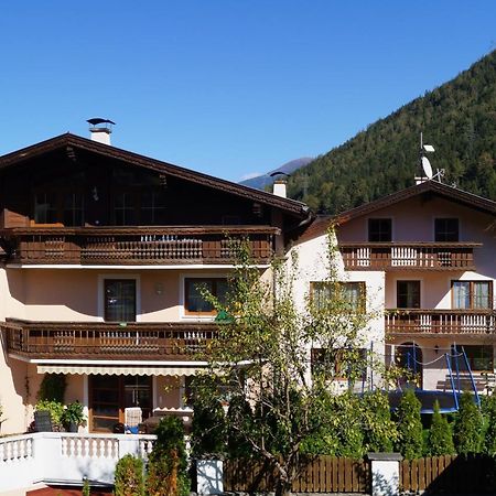 Ferienhaus Bergblick Fulpmes Exterior foto