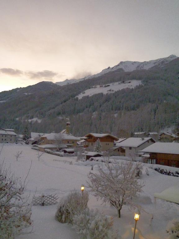 Ferienhaus Bergblick Fulpmes Zimmer foto
